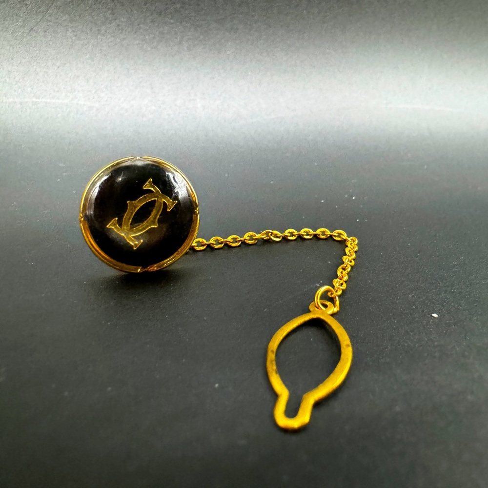 LOT 1304 18K gold plated cartier tie tack pin